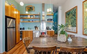 The Birds Nest - Central City Loft